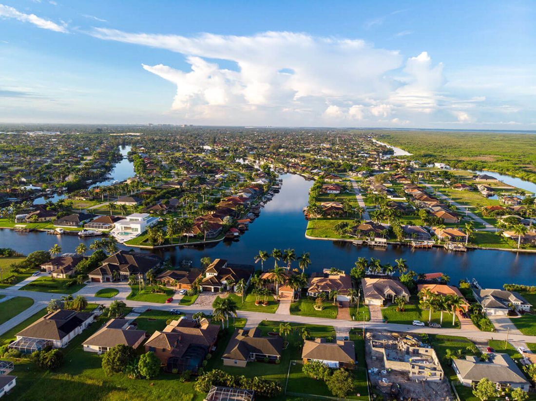 A view of Cape Coral after relocating there with the help of long-distance movers near me
